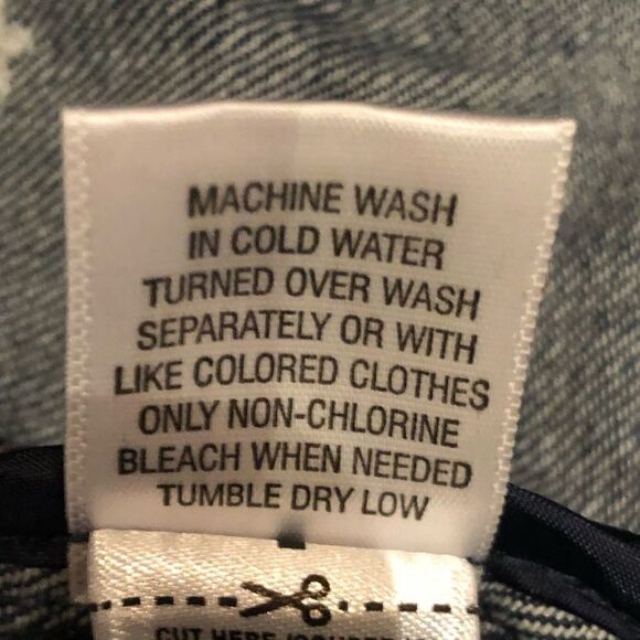 Laura Ashley Women’s Denim Jean Jacket Blue/White Southwestern design Size 10 - Picture 4 of 13